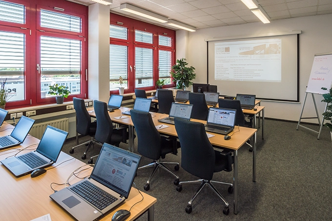 IT-Fortbildung in Essen mit Zertifikat - online oder in Präsenz lernen - www.kebel.de